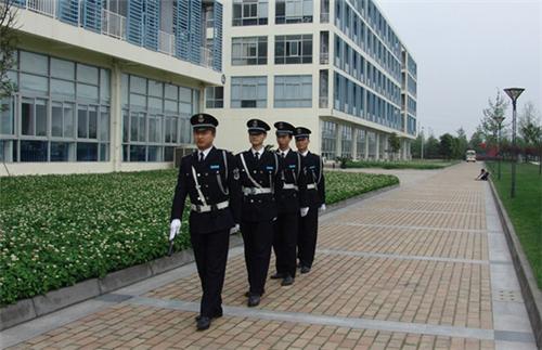 选择深圳保安服务公司时需注意些哪些重要方面？